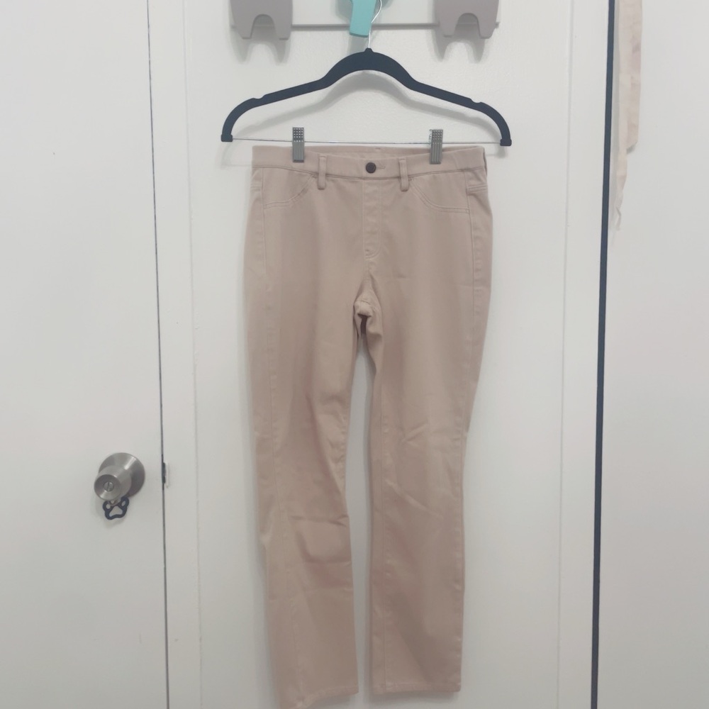 NEW Uniqlo Light Khaki Skinny Jeans
